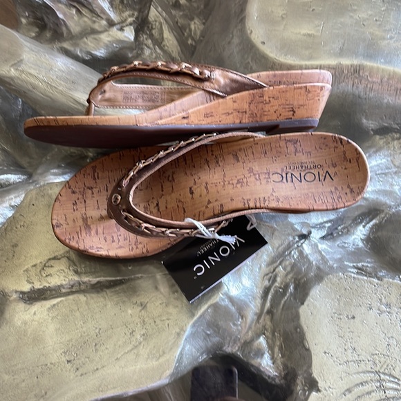 Sandals - Picture 4 of 6